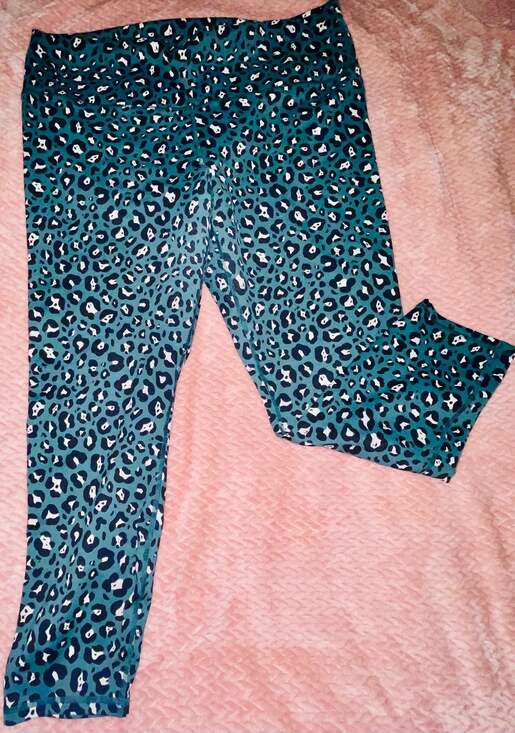 Fabletics Pants - Fabletics‎ PowerHold Leopard Print Leggings - 3XL